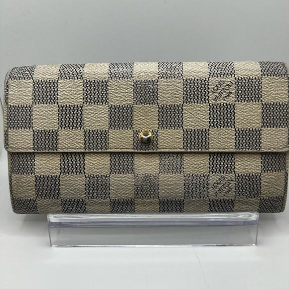 Louis Vuitton Handbags - GUC Louis Vuitton Damier Azur Sarah Wallet